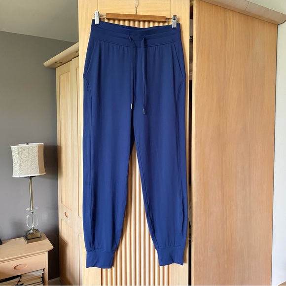 Lululemon Ready to Rulu High Rise Jogger Full Length
Night Sea - Picture 4 of 9